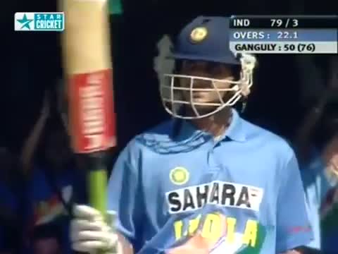 Watch Saurav Ganguly 90 vs England - 3rd ODI, Lords Video