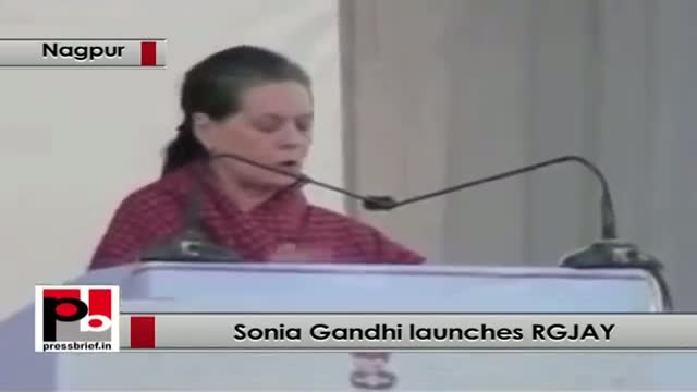 Watch Sonia Gandhi launches Rajiv Gandhi Jeevandayee Arogya Yojana Video