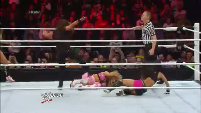 Watch WWE Raw: Natalya & The Bella Twins vs. Summer Rae, AJ Lee & Tamina Snuka - Dec. 2, 2013 Video