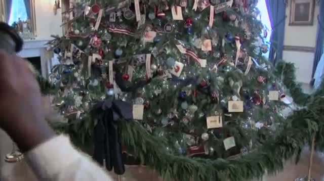 Watch First Lady Unveils White House Christmas Decor Video