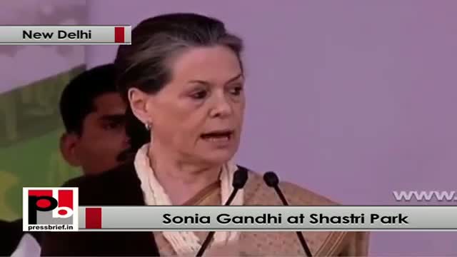 Watch Sonia Gandhi: Congress has a history of serving the people Video