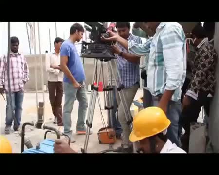 Watch Ivan Vera Maathiri - Director Saravanan Exclusive Interview Video