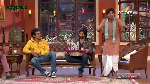 Watch Comedy Nights with Kapil - Shahid Kapoor, Sonakshi Sinha, Sonu Sood & Prabhu Deva - 8th December 2013 - Part4/4 Video