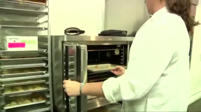 Watch Food-tech Startups Take Aim at Chicken, Eggs Video