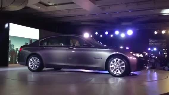 Watch 2013 BMW 7-series unveiled in India Video