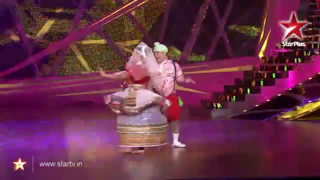 Watch Nach Baliye 6 - Kiku and Priyanka's Excellent Act - 8th December 2013 - Ep 10 Video