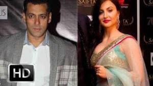 Watch Elli Avram Says NO To Salman's Proposal Video