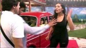 Watch Sofia Hayat files ASSUALT POLICE Case Against Armaan Kohli in Bigg boss 7 Video