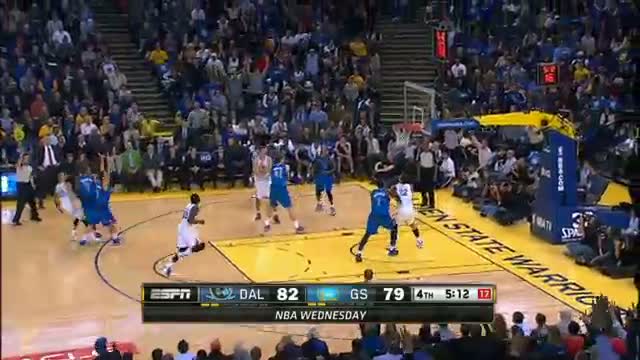 Watch NBA: Stephen Curry Heats Up Against the Mavericks Video