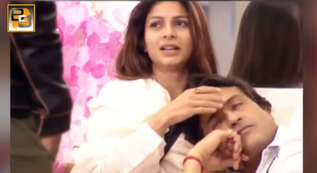 Watch Armaan CAUGHT Sleeping on Tanisha's CHEST in Bigg Boss 7 Video