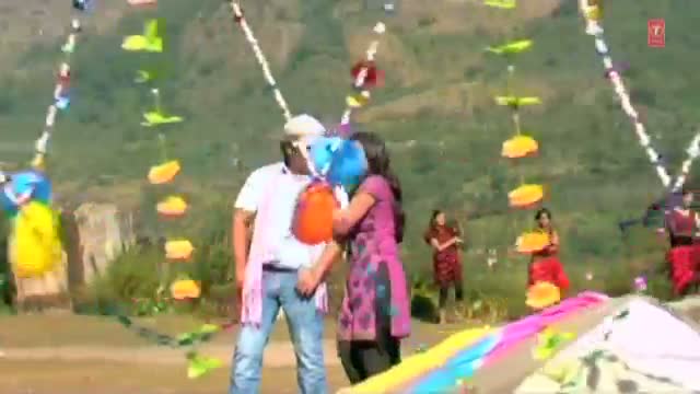 Watch Teri Gori Mukhdi Ma Syali - Latest Kumaoni Song 'Radha Madama' Album - Gajender Rana, Basanti Bisht Video