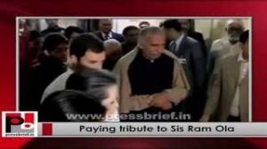 Watch Sonia Gandhi, Rahul Gandhi Pay tribute to Sis Ram Ola Video