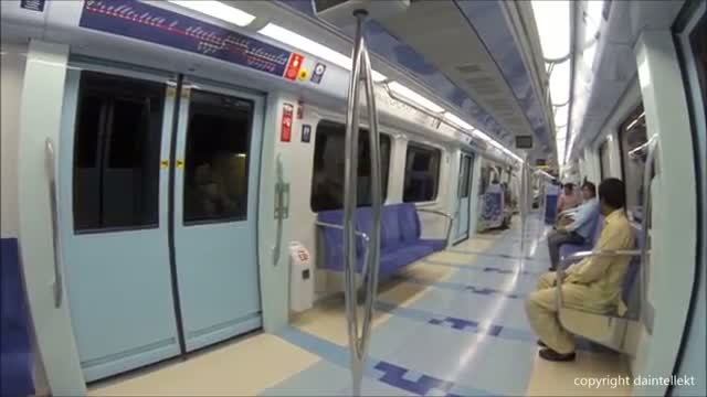 Watch Amazing Dubai Top 10 Attractions 2013 Full HD Video