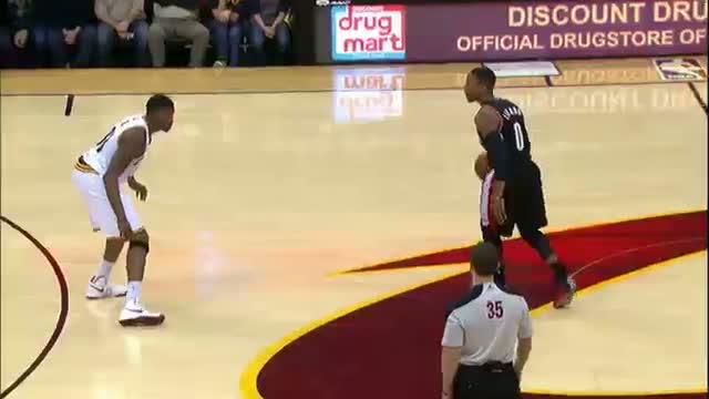 Watch NBA: Damian Lillard Sinks Back-to-Back Game Winners! Video