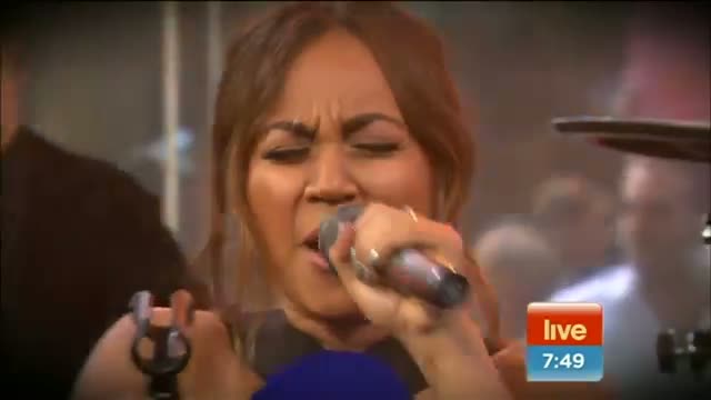 Watch Jessica Mauboy - Pop A Bottle [7 Sunrise 18 December 2013] Video