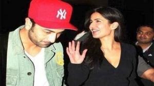 Watch Ranbir Kapoor & Katrina Kaif SPOTTED together on a MOVIE DATE Video