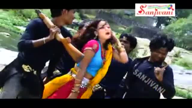 Watch Dala Na Nathuniya Par Daka (Bhojpuri Hot 2013 New Song) By Shiwani Priya Video