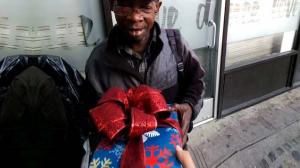Watch Christmas Gifts For The Homeless - Filmed with Google Glass Video