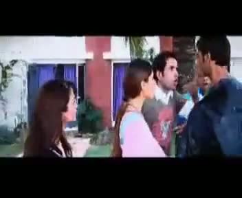 Watch Kareena Kapoor Comedy Scene From The Movie Golmaal Video
