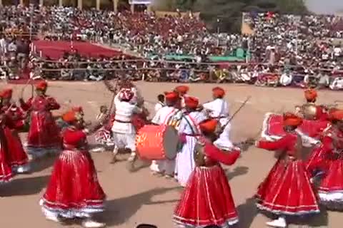 Watch Jaisalmer Desert Festival Short Version - Louise & Stuart's Amazing India Video