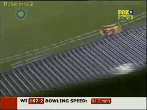 Watch Gayle & Lara magical 151 run partnership in 19 overs vs Australia 2006 Video