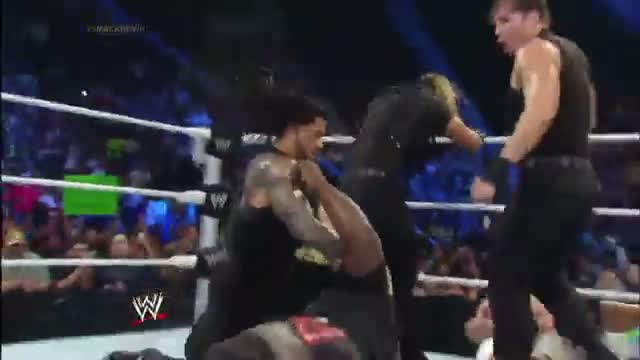 Watch Mark Henry & Big E Langston help John Cena fend off the Shield: WWE SmackDown, Dec. 27, 2013 Video