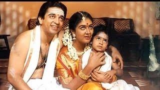 Watch Sundari Neeyum - Michael Madana Kama Rajan - Tamil Superhit Song - Kamal Haasan, Urvashi in Video