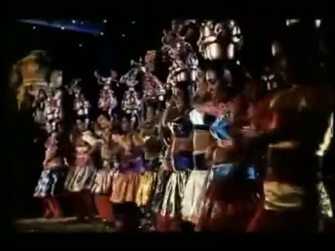 Watch Otha Roobayun Tharen - Naattu Purapaatu - Khushboo (Tamil Song) Video