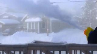 Watch Shooting Boiling Water Into -41C Weather (Northern Ontario) Video