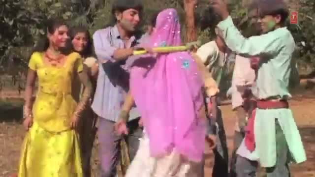 Watch Bhojpuri Video Song "Banda Rang Daale Aawata" - Movie: Fagun Ke Lutab Lahar Video