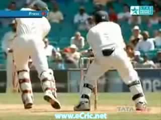 Watch SHAMEFUL UMPIRING IN INDIA-AUSTRALIA SYDNEY TEST- 2008 Video