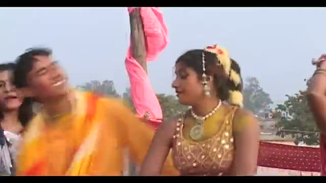 Watch 2014 Bhojpuri Hot $exy Holi Song "Dala Ye Raja Fine Me Nayaka Design Me" By Khushboo Uttama Video