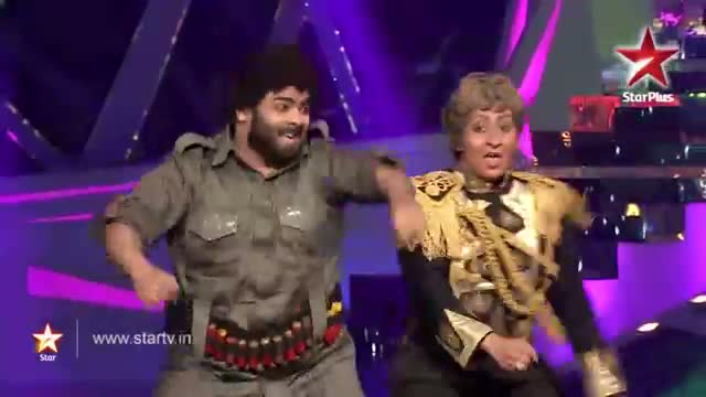 Watch Nach Baliye 6 - 5th January 2014 - Kiku and Priyanka's Gabbar-Mogambo act Video