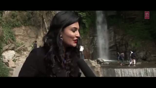 Watch Yaariyan: Oh La La Moments - Himansh Kohli, Rakul Preet - Release on 10 January 2014 Video