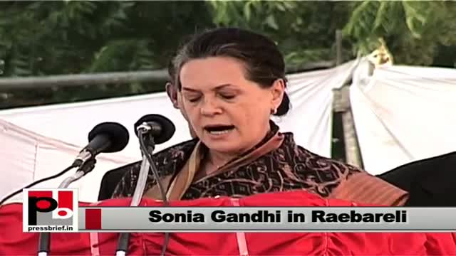 Watch Sonia Gandhi: Acharaya ji contributed a lot to empower Dalits Video