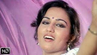 Watch Interesting Trivia About Reena Roy Video