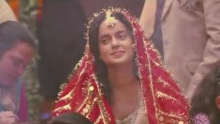 Watch London Thumakda - Queen (Official Song) - Kangana Ranaut Video