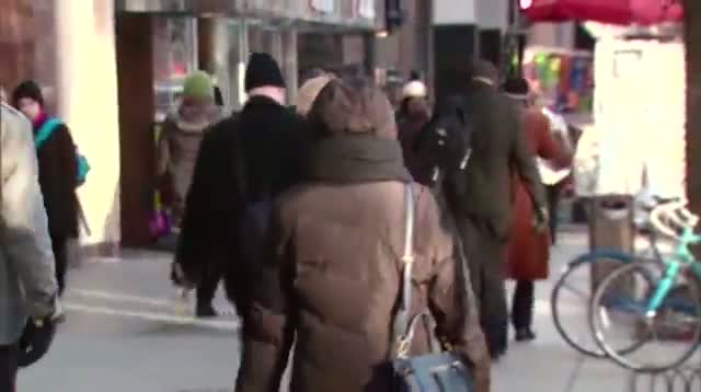 Watch DC Commuters Not Impressed With Slight Warmup Video