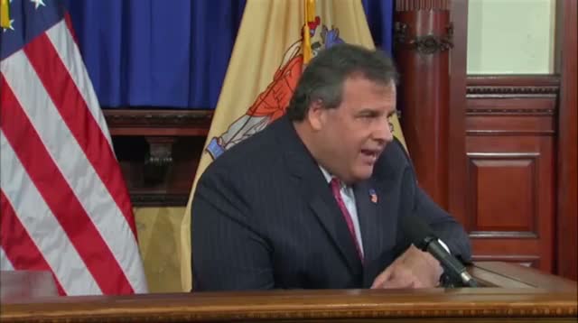Watch Christie: 'I Have Absolutely Nothing to Hide' Video