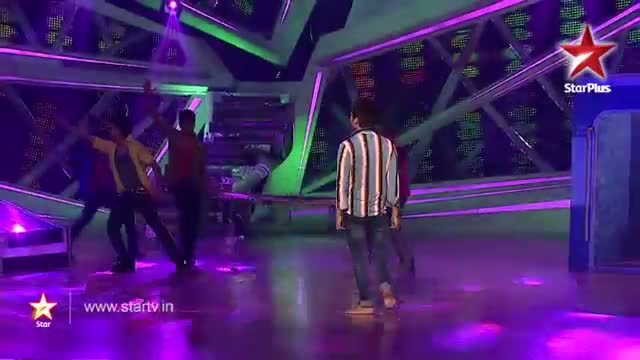 Watch Nach Baliye 6 - 12th January 2014 - Ripu and Shivangi demonstrate "Ishaqzaade" Video