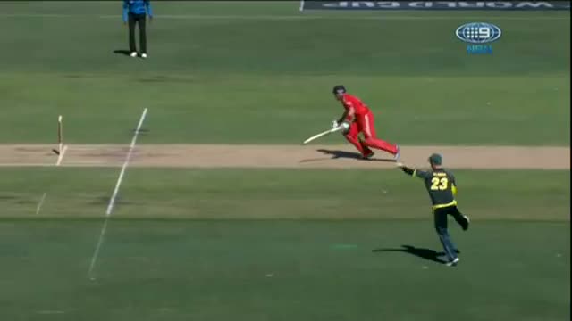 Watch Australia Wickets Taken v England - Aus v Eng 2014 ODI - Game 2 Gabba - 17 January 2014 Video