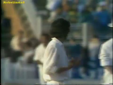Watch 63 runs to win, 1 Wicket left, watch what happens, amazing finish!!!!! Video