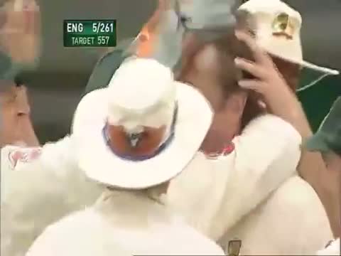 Watch Glenn McGrath Magic Over in 3rd Ashes Test 2006 Video