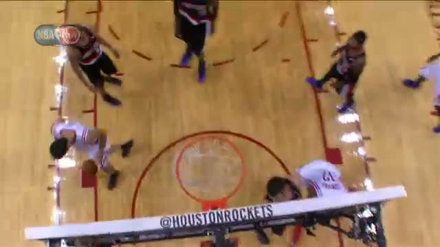 Watch NBA: Dwight Howard Throws Down the Reverse Dunk Video