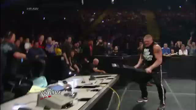 Watch Big Show and Brock Lesnar come face-to-face: WWE Raw, Jan. 20, 2014 Video