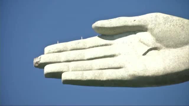 Watch Iconic Rio Statue Damaged by Lightning Video