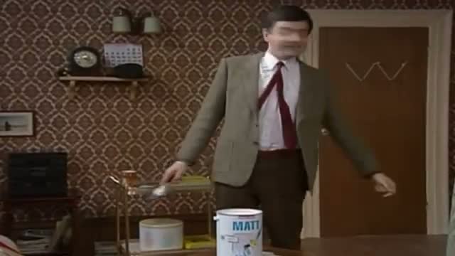 Watch Mr Bean - Teddy as a Paintbrush Video
