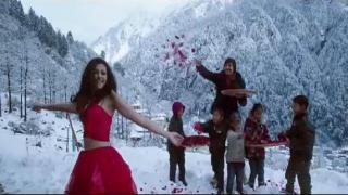 Watch Love Me Thoda Aur - Yaariyan (Full Video Song) - Arijit Singh - Himansh Kohli & Rakul Preet Video