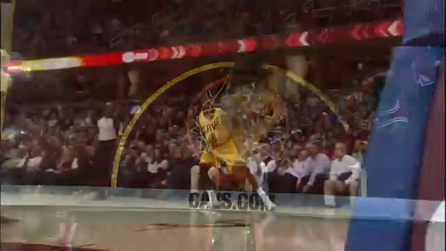 Watch NBA: Earl Clark Drives and Dunks on Nazr Mohammed! Video