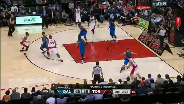 Watch NBA: DeMar DeRozan Goes Off for a Career-High 40 Points! Video